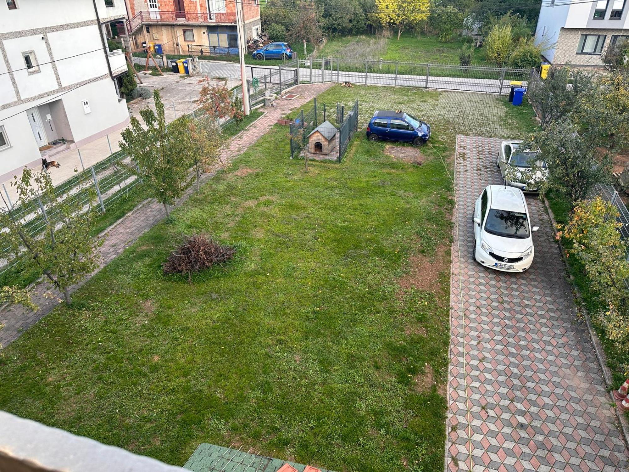 Rooms Near The Airport Сараєво Екстер'єр фото