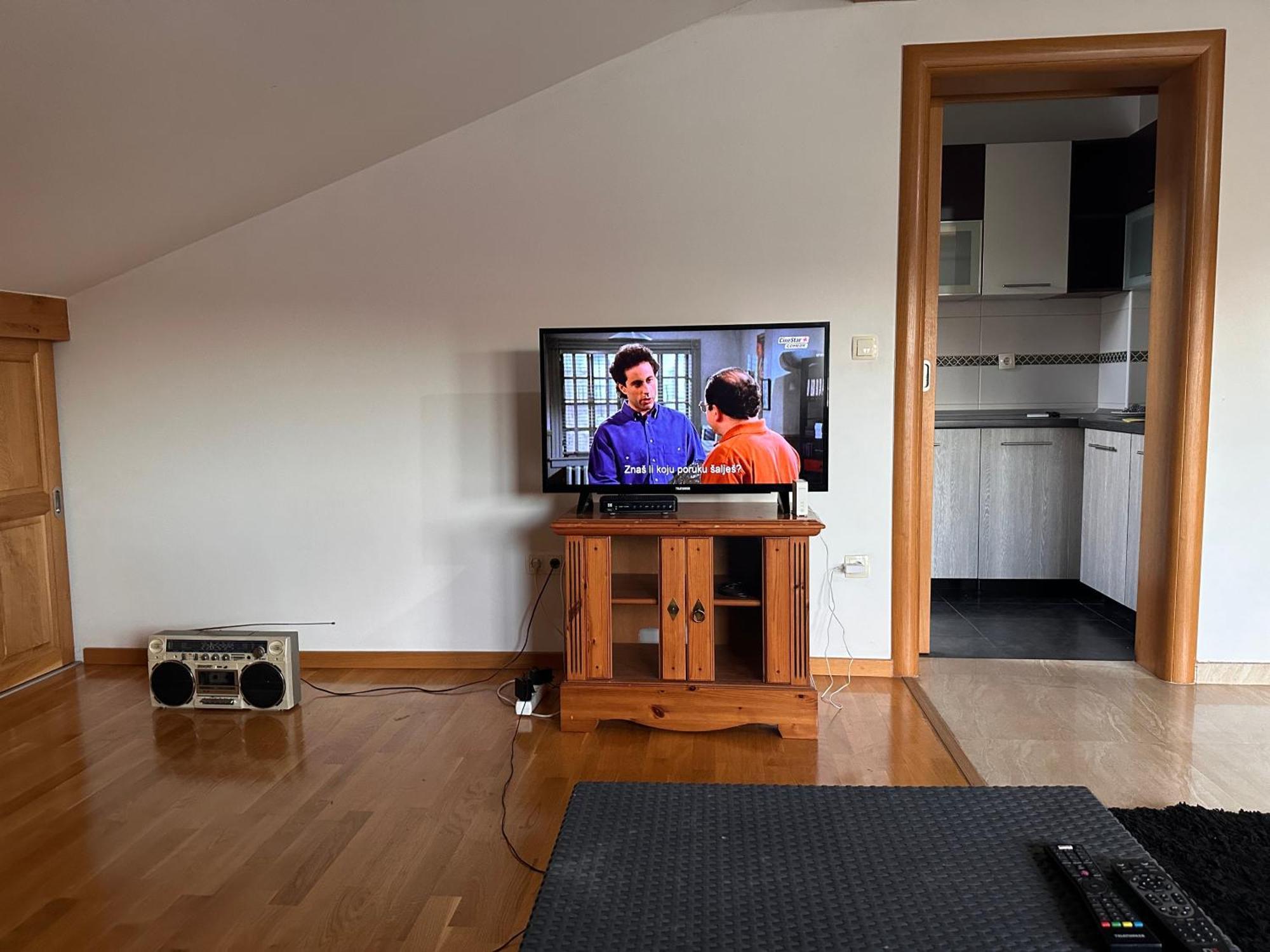 Rooms Near The Airport Сараєво Екстер'єр фото