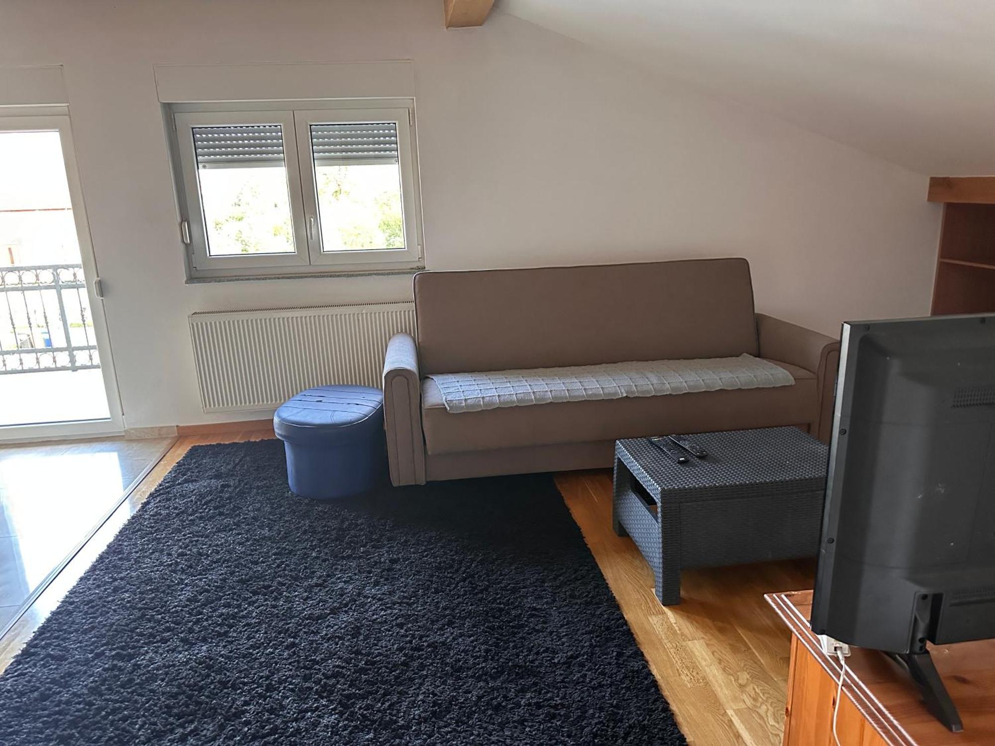 Rooms Near The Airport Сараєво Екстер'єр фото