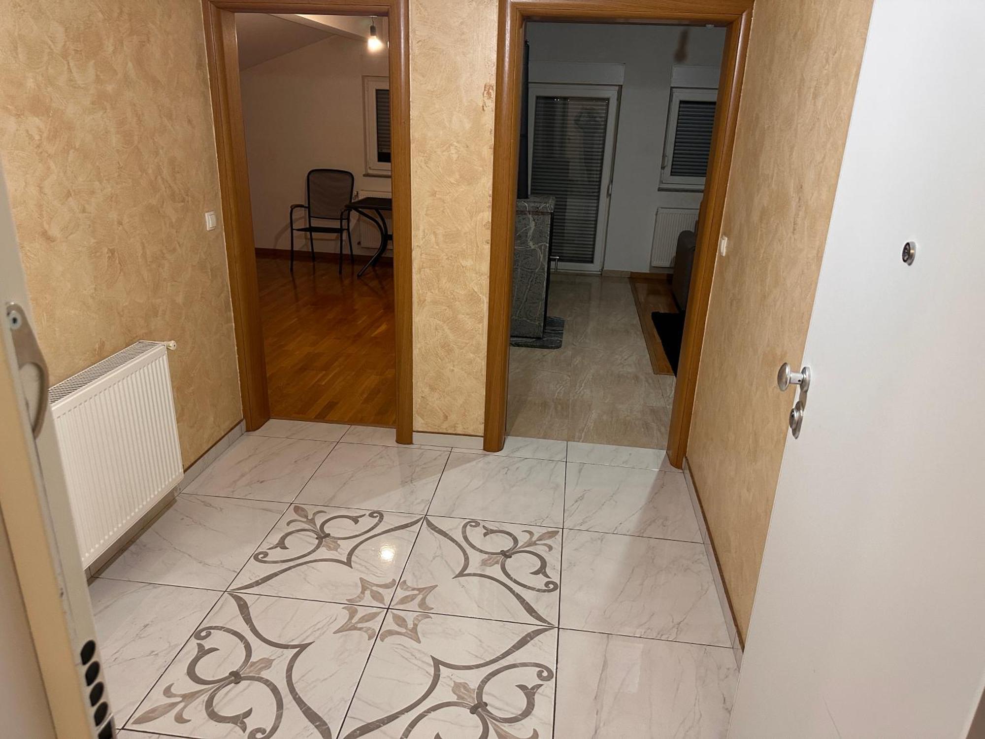 Rooms Near The Airport Сараєво Екстер'єр фото