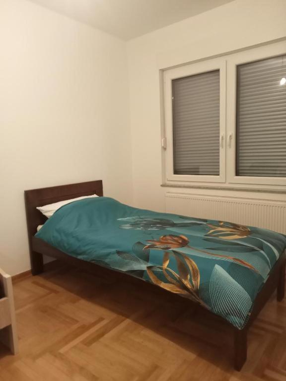 Rooms Near The Airport Сараєво Екстер'єр фото